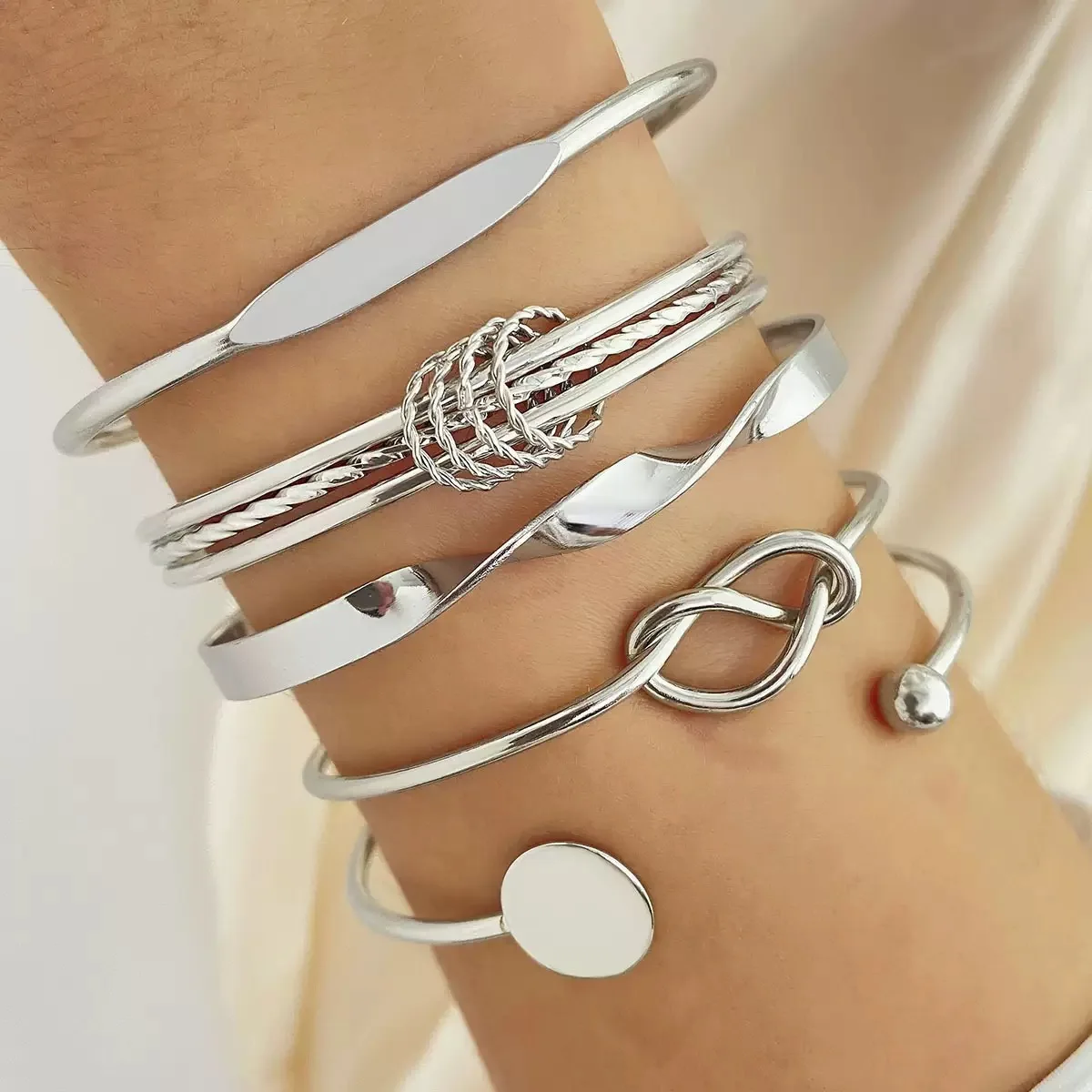 5 pieces fashionable steel-rimmed multi-layer elegant and exquisite spiral geometric adjustable ladies' bracelets, suitable for image 2
