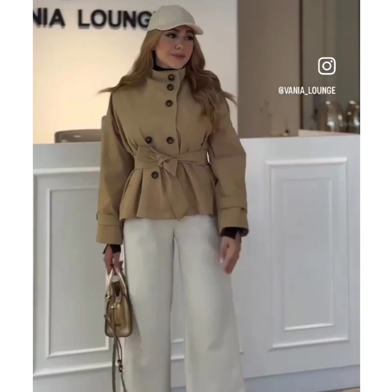 Dames 2025, nieuwe herfstjassen, mode, hooggesloten, rechte korte riem, elegante damesjassen, chique herfststraat, jeugdjassen