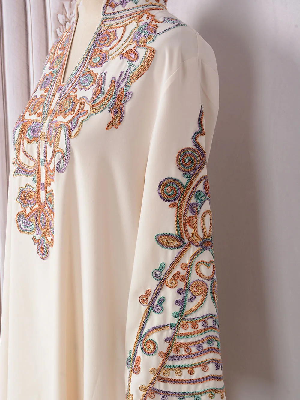 Dubai Dresses Multicolours Embroidered Islamic Clothing Traditional Kaftan Morocco Evening Party Ramadan Abaya Turk