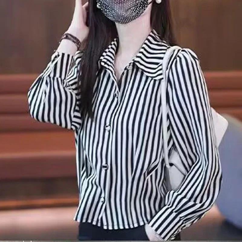 Fashion Lapel Button Loose Folds Striped Shirt Female Clothing 2023 Autumn New Casual Tops All-match Office Lady Blouse