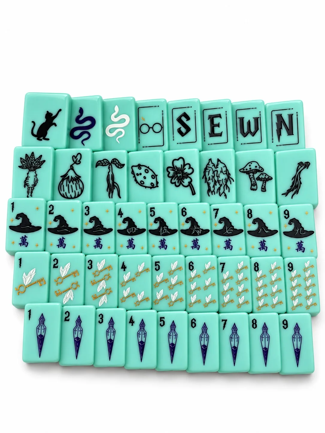 160Pcs Mint Green Acrylic American Mahjong Set Magic Theme Mahjong Tiles 36mm Western Mahjong Game Set for Family Entertainment