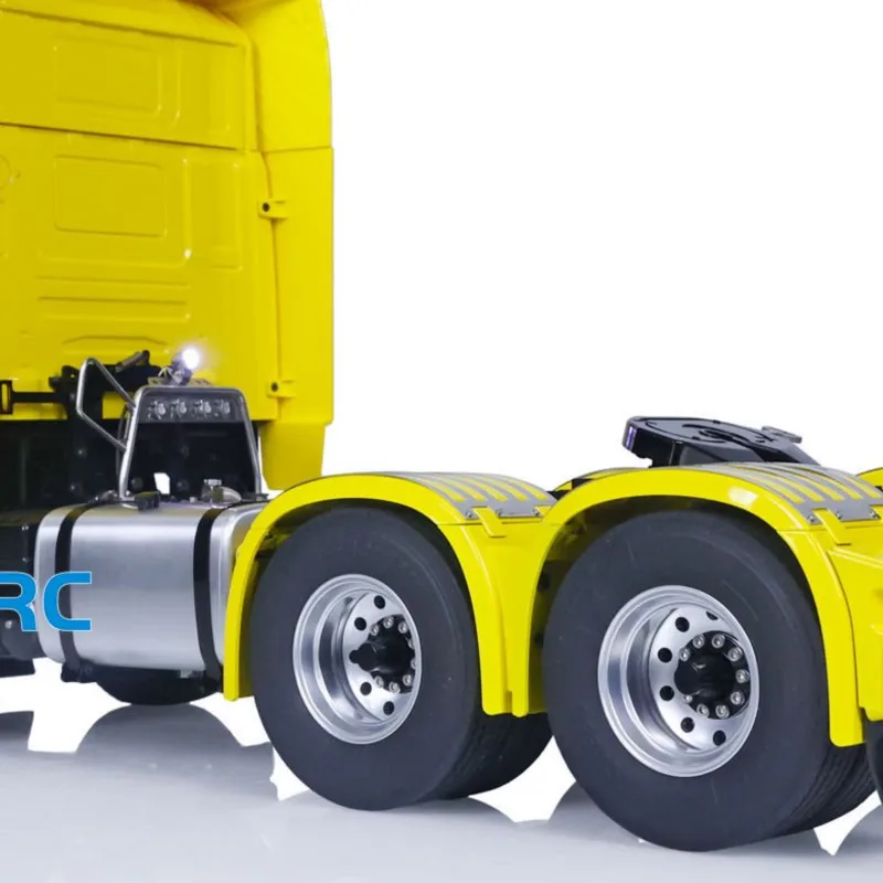 LESU 1/14 RC Tractor camión DIY 6x6 Control remoto 3 ejes coches de ingeniería pintado modelo terminado luz de sonido para regalos de niños