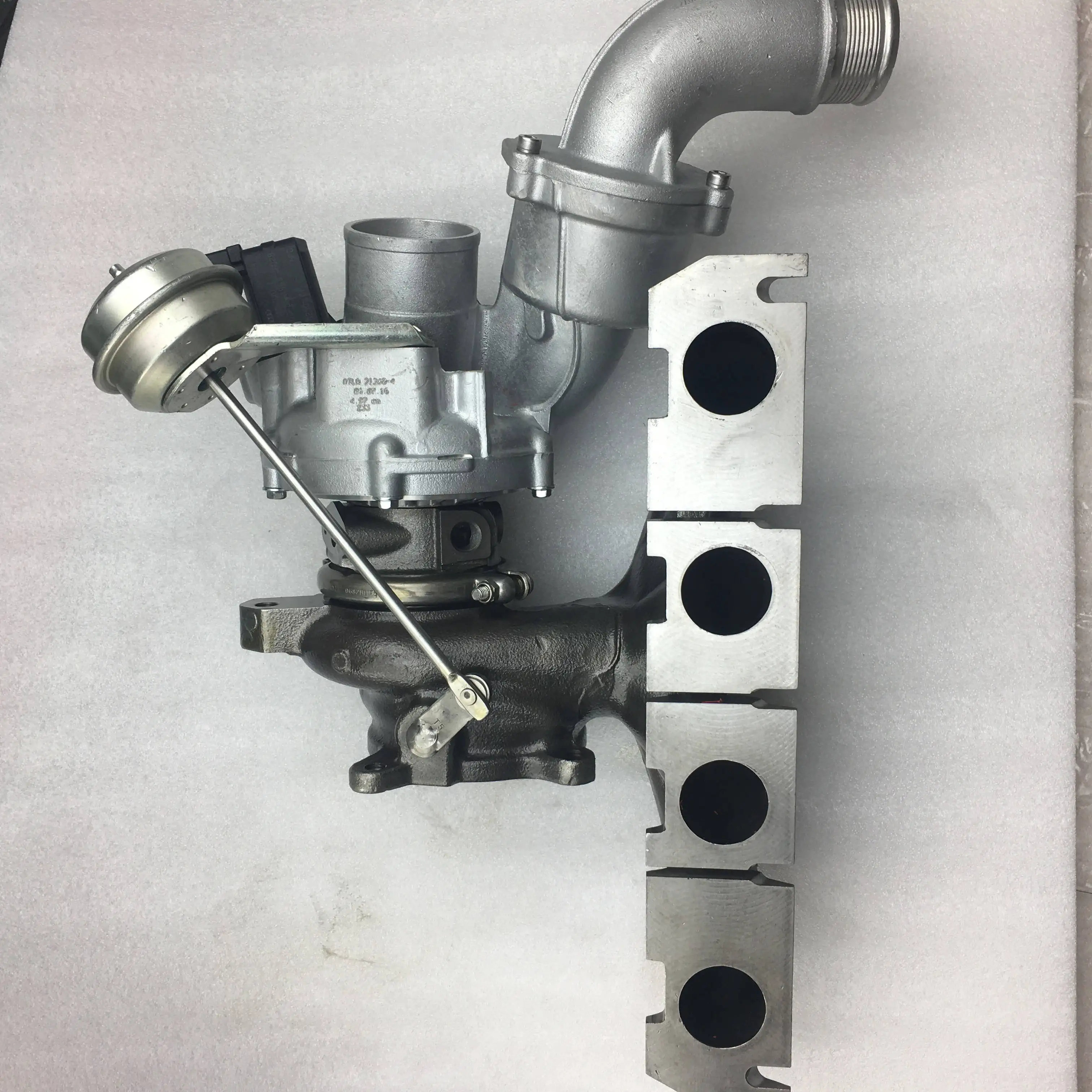 RHF5 TURBO 06J145722D 06J145713H Turbocharger Fits for VW Caravelle Multivan T6 2.0 TSI CJKA CJKB Engine 06J 145713Q 06J 145713S