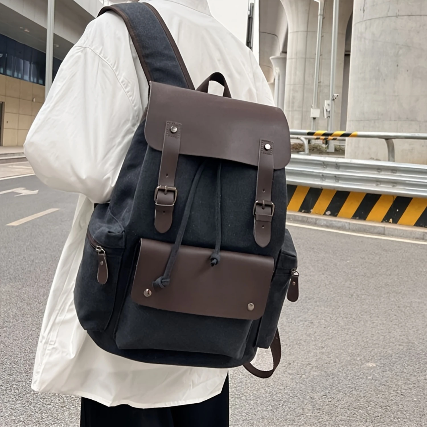 حقيبة ظهر نسائية عتيقة، سعة كبيرة، حقيبة ظهر أنيقة للسفر مع تصميم من الجلد الصناعي، حقيبة ظهر كاجوال #1