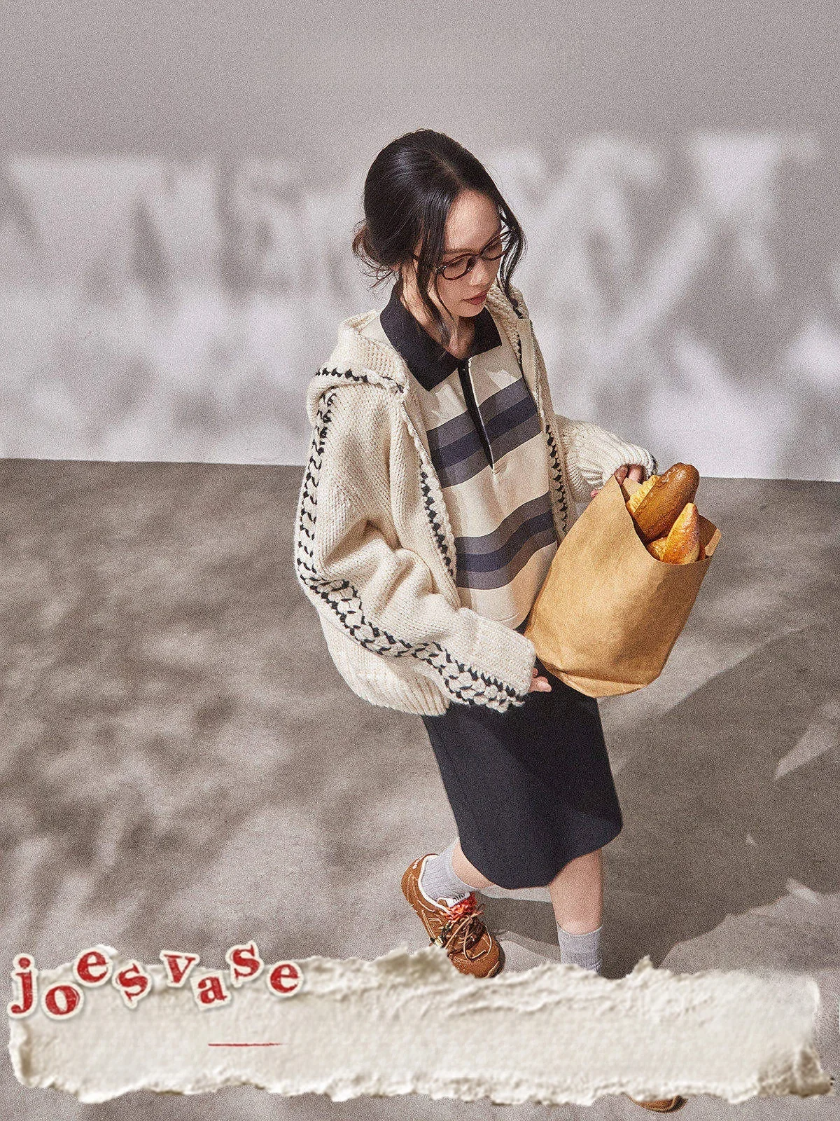 

Белый повседневный свободный женский вязаный топ с капюшоном на молнии, осенняя новинка, модный дизайн, для работы и отдыха, с длинными рукавами