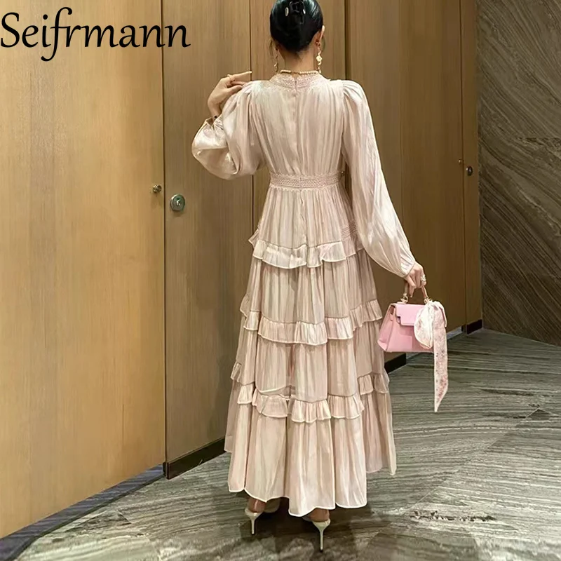 Vestido de noite Seifrmann, vestido feminino de verão 2025 de manga comprida com decote em V com fungo preto em camadas e bordado de renda