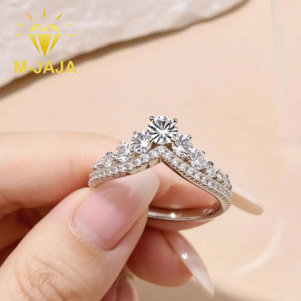 

M-JAJA Moissanite Chevron Ring for Women S925 Sterling Silver Full Pave Graduated Diamond Crown Engagement Ring Dainty Jewelry