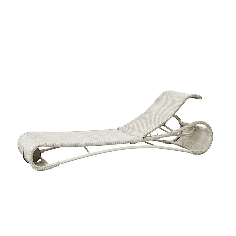 Outdoor lounge chairs, courtyard balcony beach chairs, outdoor clubhouses, sea view rooms, rattan high-elastic sponge, metal