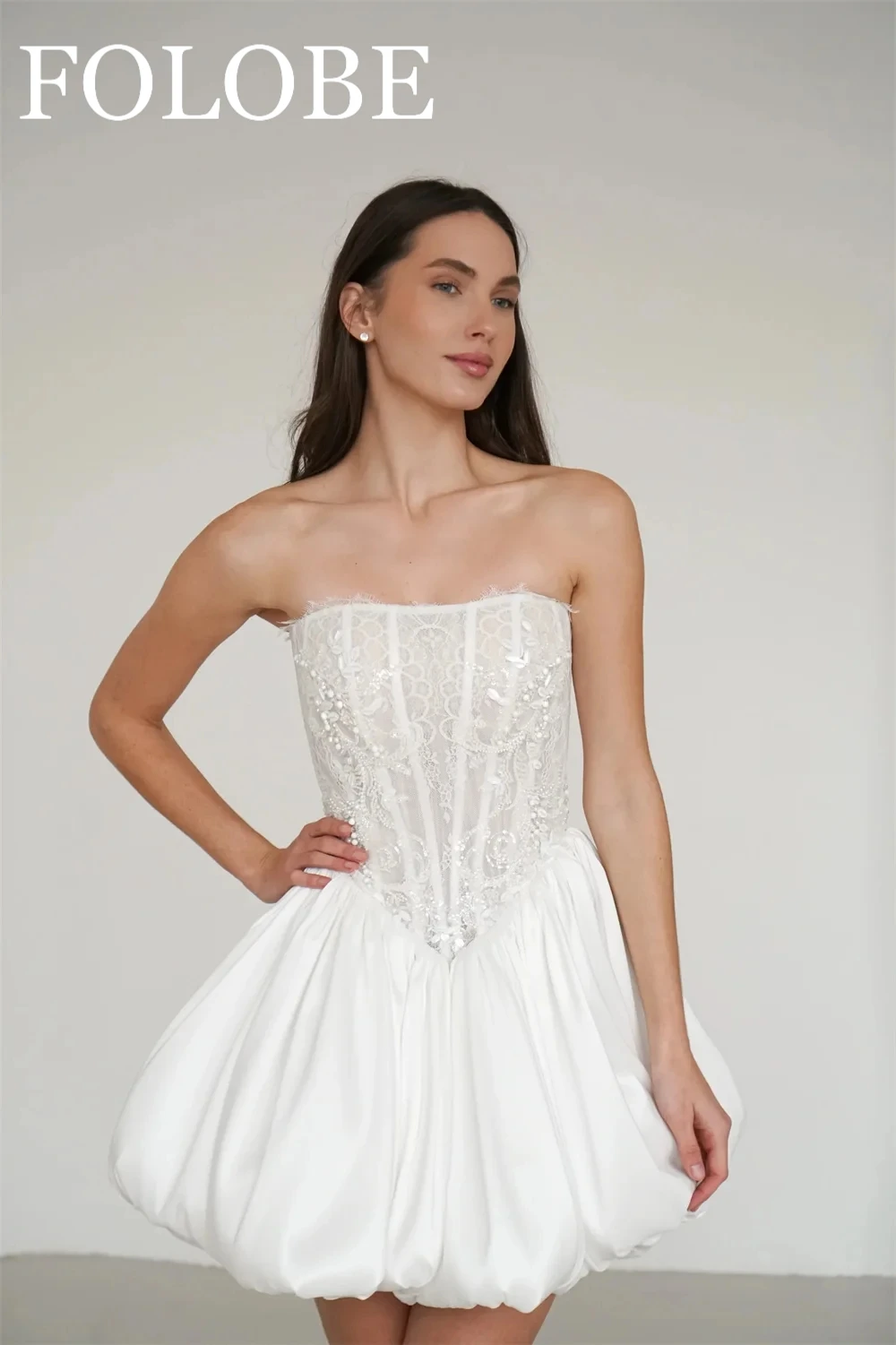 Robes de mariée blanches personnalisées, robes de bal à perles, sans manches, paillettes, Corset au dos, sans bretelles, courte, Mini robe de mariée en Satin