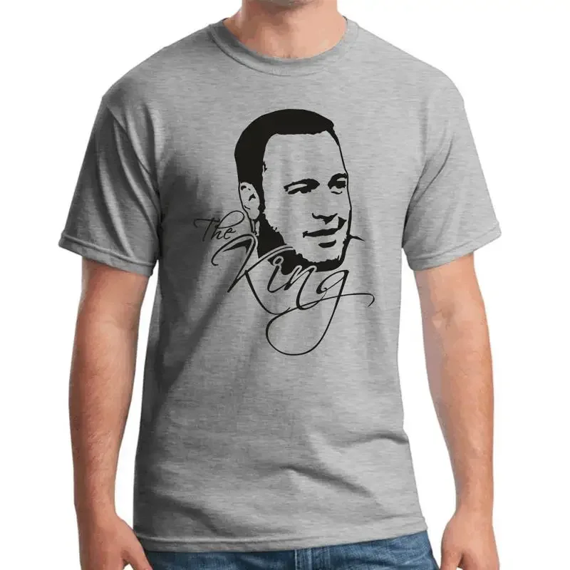The King Doug Heffernan Re Di Queens Culto Koq Konterfei Maglietta Tifosi Fan T shirt