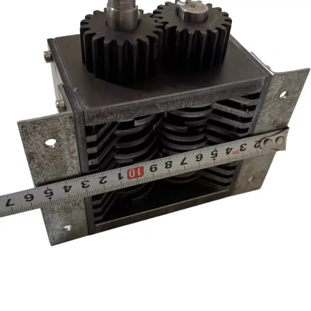 Manual Mini Dual-Shaft Shredder SS-100 for School Lab Scientific Research Sample Preprocessing 65Mn Steel Blade No Power Require