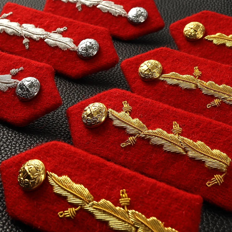 شارة شارة ذات ياقة موحدة مطرزة يدويًا عسكرية بريطانية لمجموعة الهدايا، شارة كتف، مشبك معدني خلفي