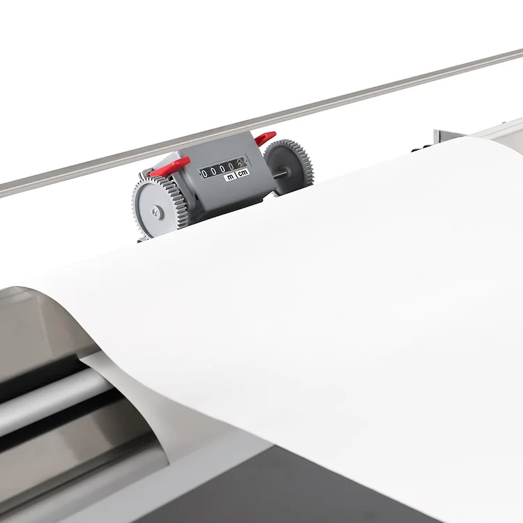 Customized MINOVA High Performance Manual Glue Applicator for Wallpaper Wallcovering Adhesive Machine