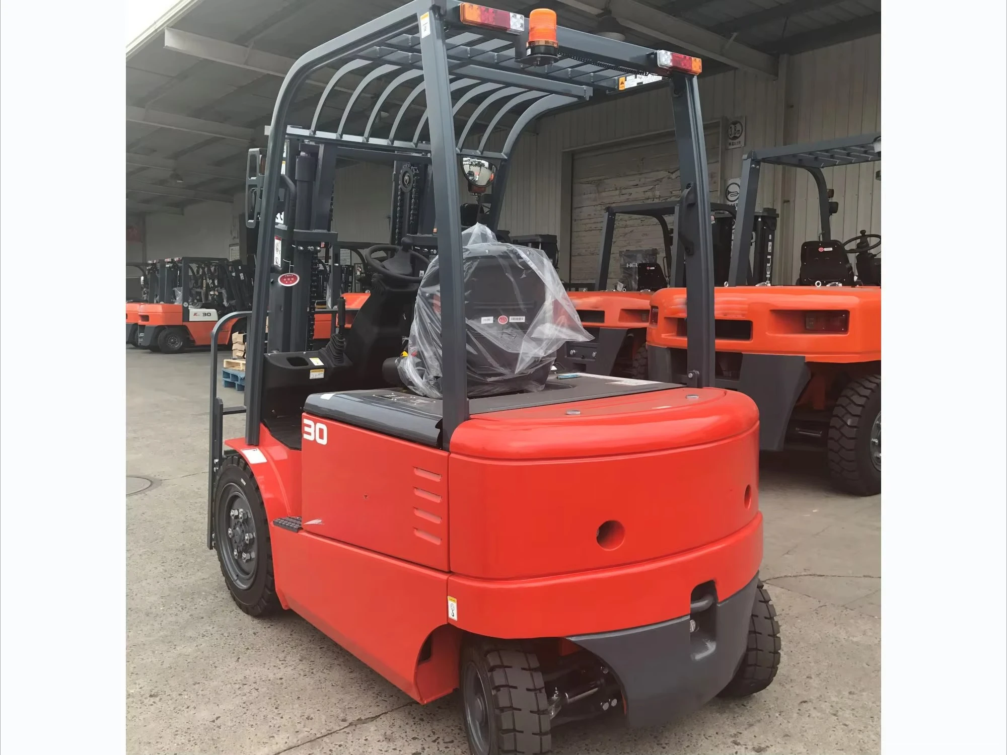 Four-wheel electric forklift 2 tons 3 tons, automatic hydraulic lifting stacker, warehouse cargo truck