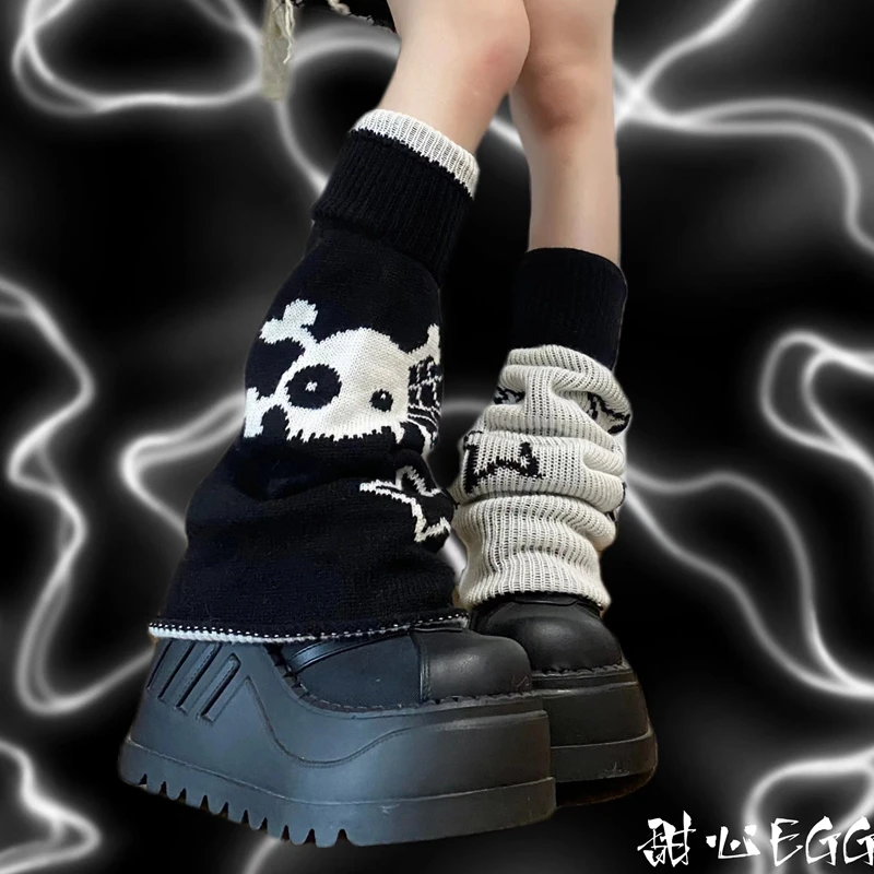 Mikumn Harajuku Y2k Star Skull Black White Knitted Two-side Wear Leg Warmers Socks Punk Girls Chic Streetwear Leg Cover