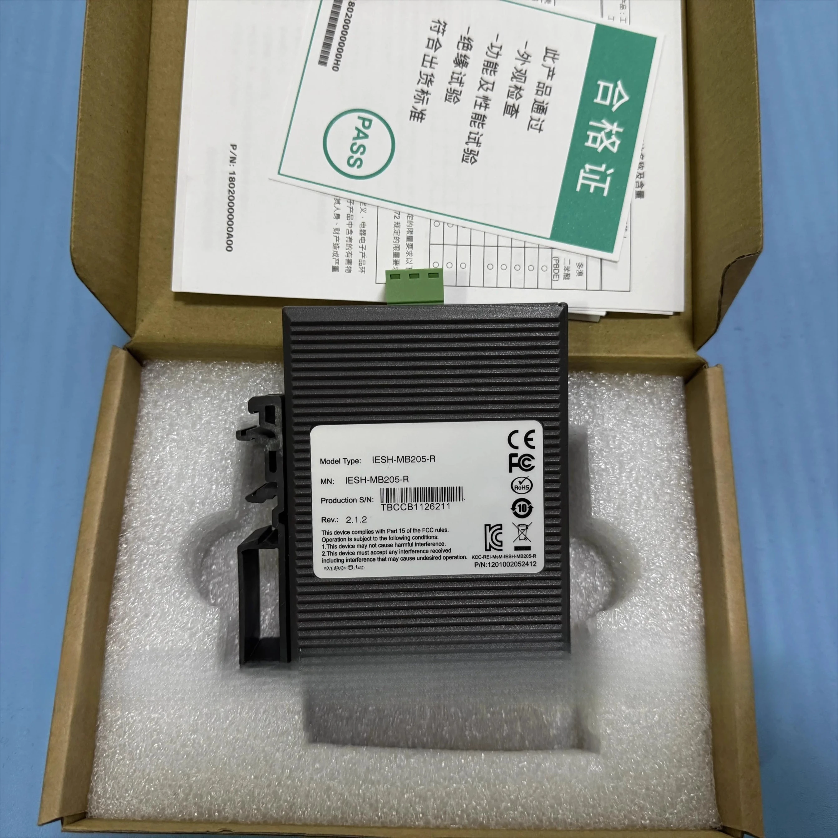 IESH-MB205-R Switch de 5 portas 100Mbps