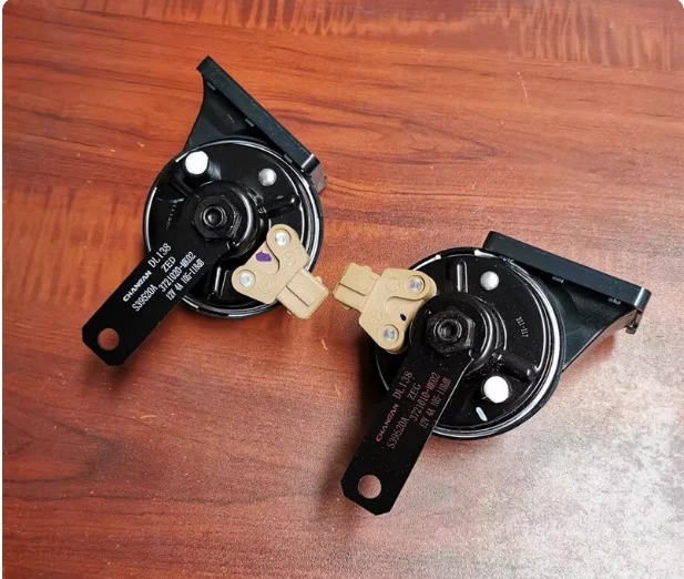 

Автомобильный звуковой сигнал для Changan Yidong Zhishang XT Ruicheng CS75 Changan CX70, снек с высоким и низким шагом 3721010-MK02 3721020-MK02