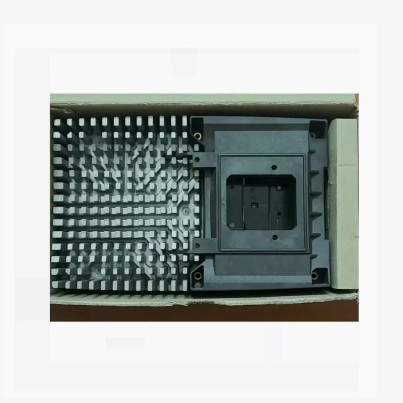 Product Buy Lenze E8200 Online E82EV152K4C200 E82EV152K2C E82EV152K2C200 Lenze E8230 Motor Controller