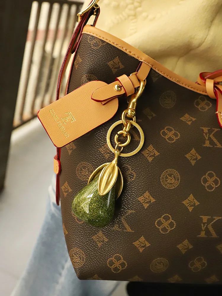 ゴールド梨ファッションおいしいグリーンキーホルダーフルーツペンダントキーリング女性のための高品質ジュエリーバッグアクセサリーギフト