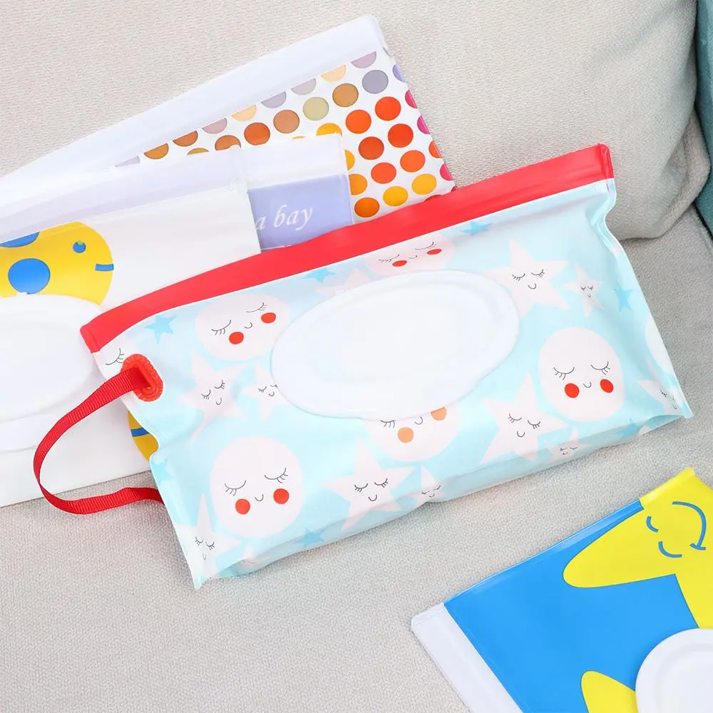 Cute Flip Cover Portable Baby Product Snap-Strap Wet Wipes Bag Stroller Accessories Tissue Box Cosmetic Pouch Carrying Case