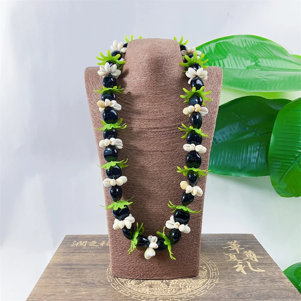 Hete Verkoop Populaire Hawaiiaanse Kukui Noot Shell Lei Met Cowrie Shell Groen Blad Hula Dansbenodigdheden Ketting 80Cm Snelle Verzending