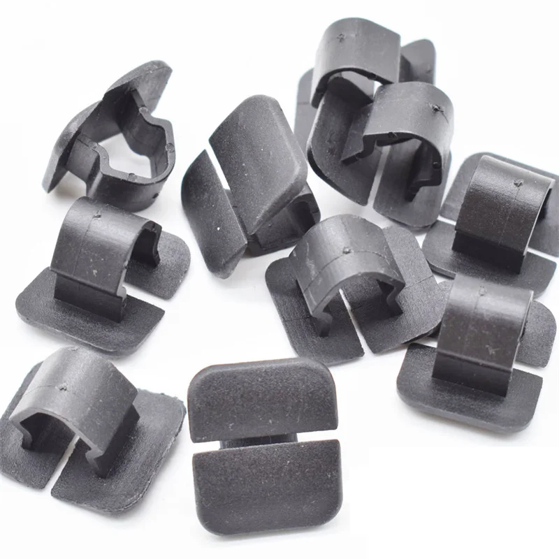 

100pcs Car Hood Bonnet Insulation Clips Rivet Retainer 1H5863849A01C for VW Polo Tiguan Passat B5 B6 SEAT Leon 2 Skoda Octavia 2