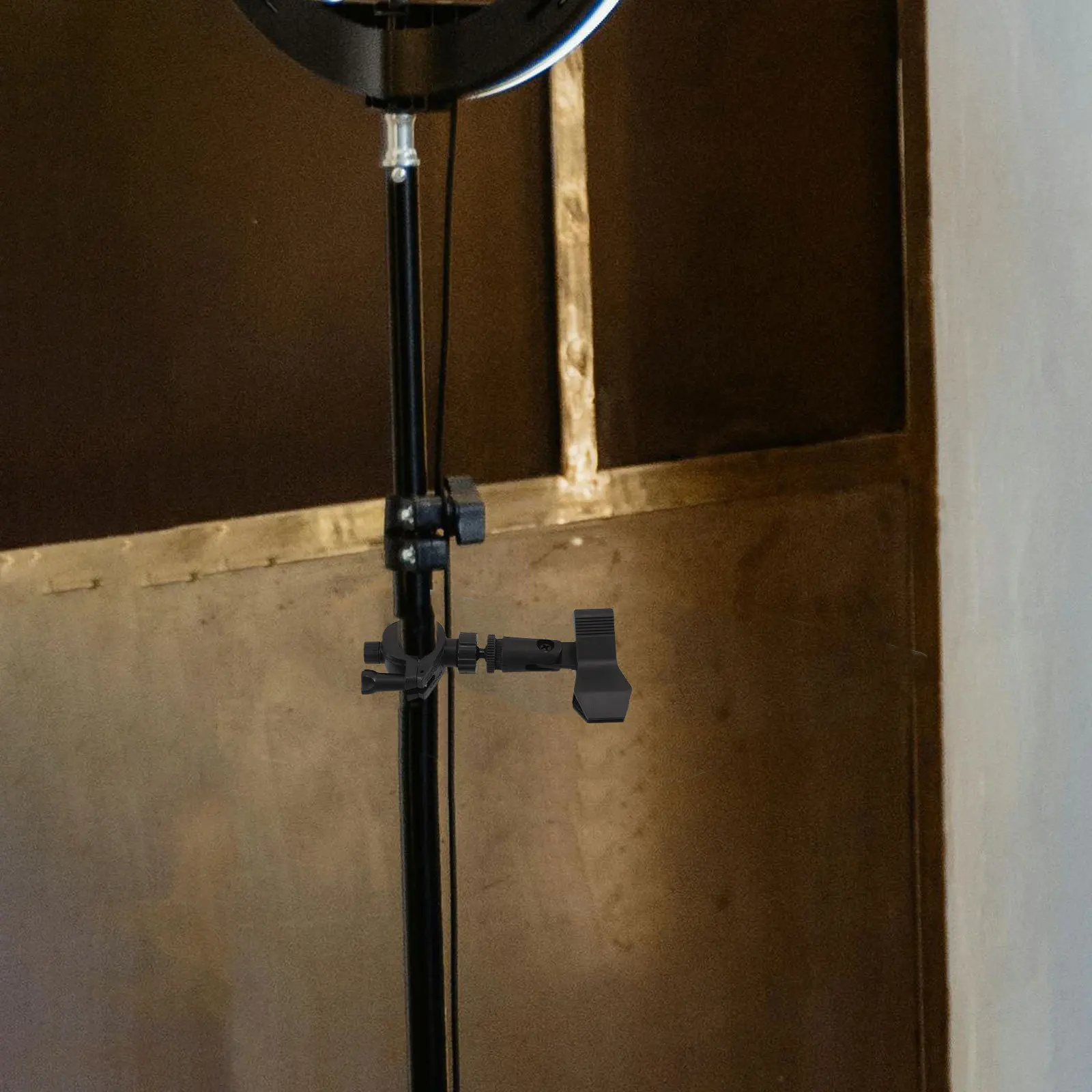 

Universal Adjustable Microphone Stand Clip Holder for Desk Mic Stand Mic Holder Clamp for Streaming Recording Use