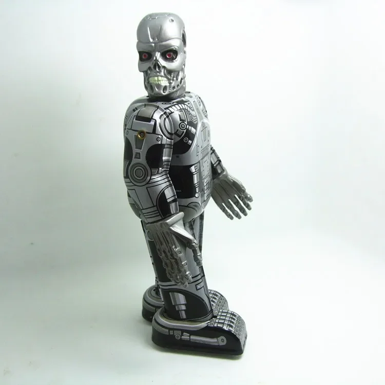 Classic Metal Walking Tin Robot Toy, Clockwork retro, coleção clássica, brinquedos mecânicos, presente de Natal para crianças