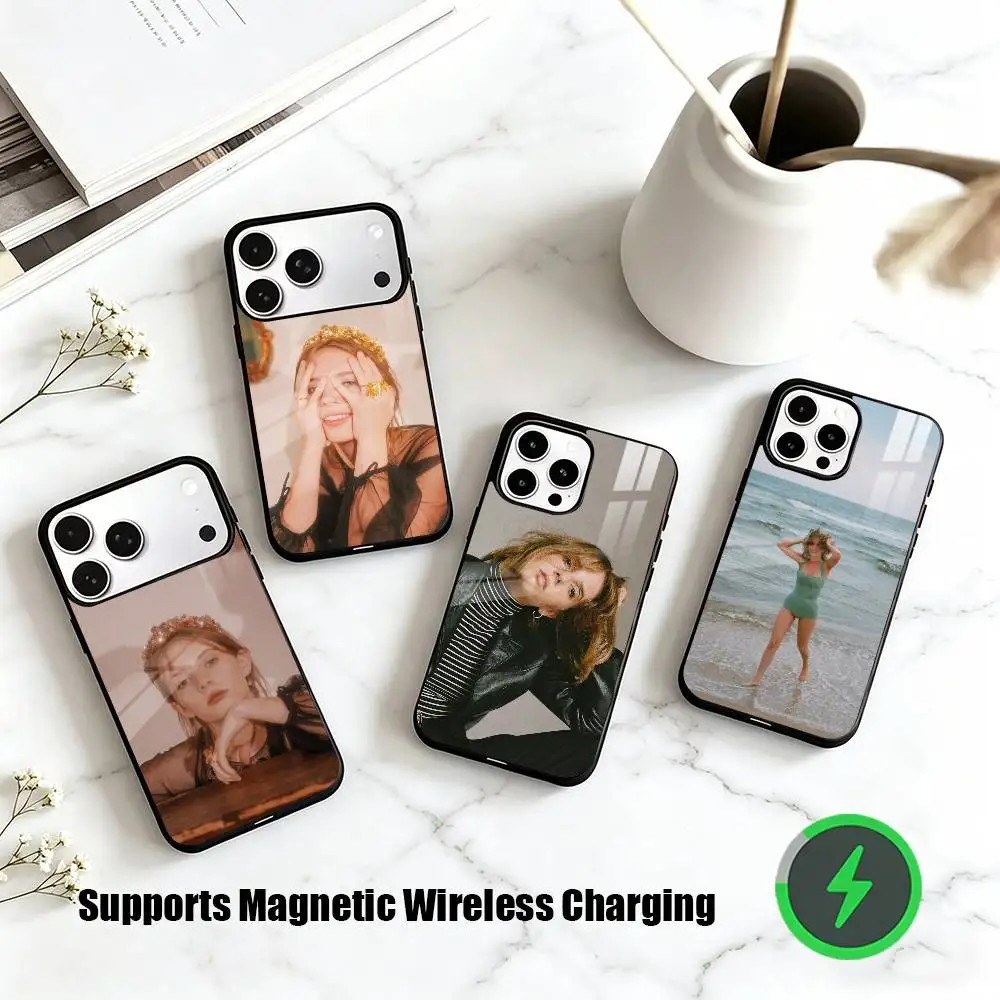 

M-Maya Hawke Portrait Print Phone Case For iPhone17,16,15,14,13,12,11 Plus,Pro Supports Magnetic Wireless Charging