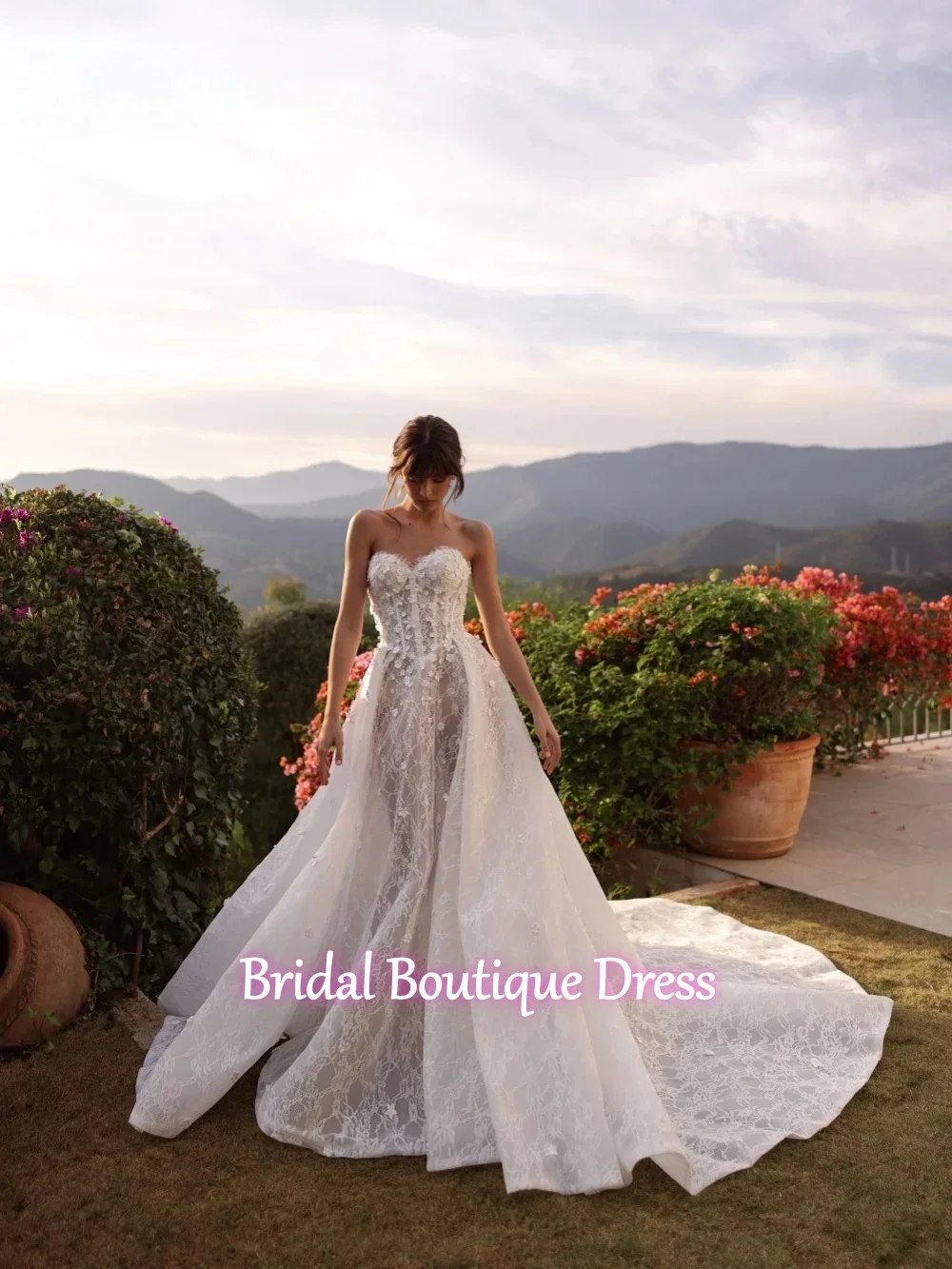 

New Charming 3D Floral Lace Wedding Dress Romantic Sweetheart Neck Bridal Gown Customized Detachable Train Dresses For Bride