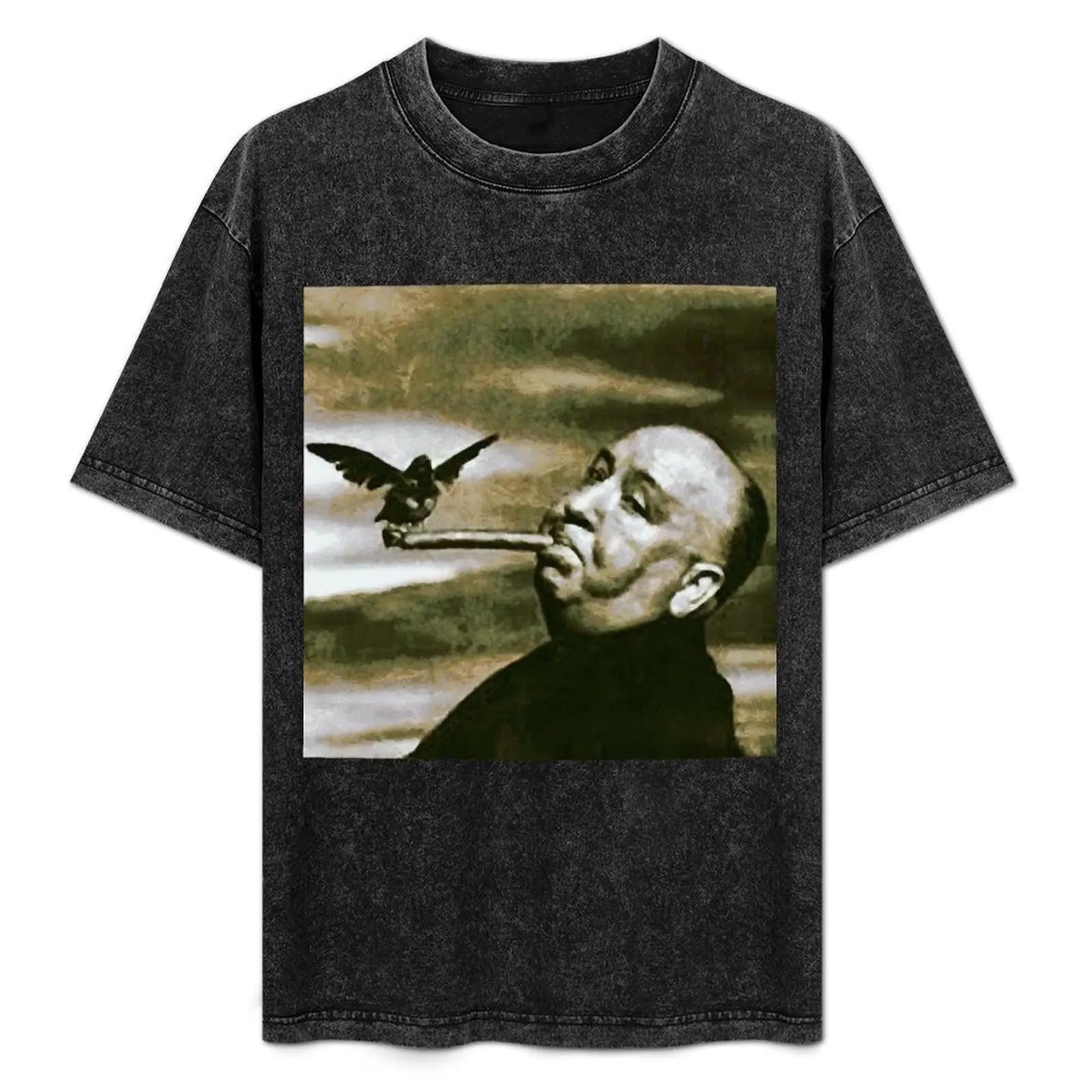 

Sir Alfred Hitchcock T-Shirt blue archive anime clothes mens vintage t shirts