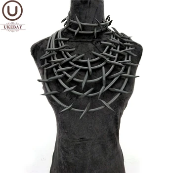 UKEBAY New Gothic จี้สร้อยคอผู้หญิง Punk โซ่เสื้อกันหนาว 3 สร้อยคอแปลกเครื่องประดับ Handmade เครื่องประดับยางแรงบิดเชือก
