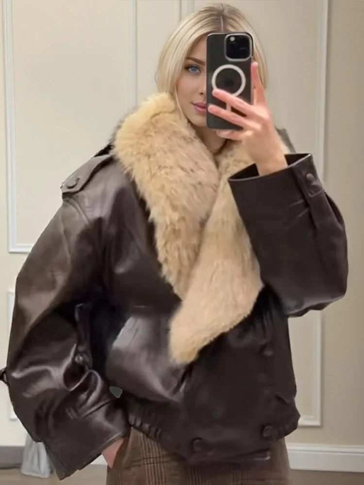 Bomber Jackets Lady Winter High Street Outwear Vintage Fur Collar Leather Jacket Women Lapel V-neck Full Sleeve Double Breasted