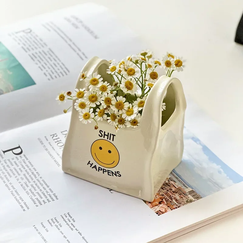 Handmade Ceramic Pen Holder Creative Desktop Organizer Storage Box for Stationery Remote Control Makeup Brush