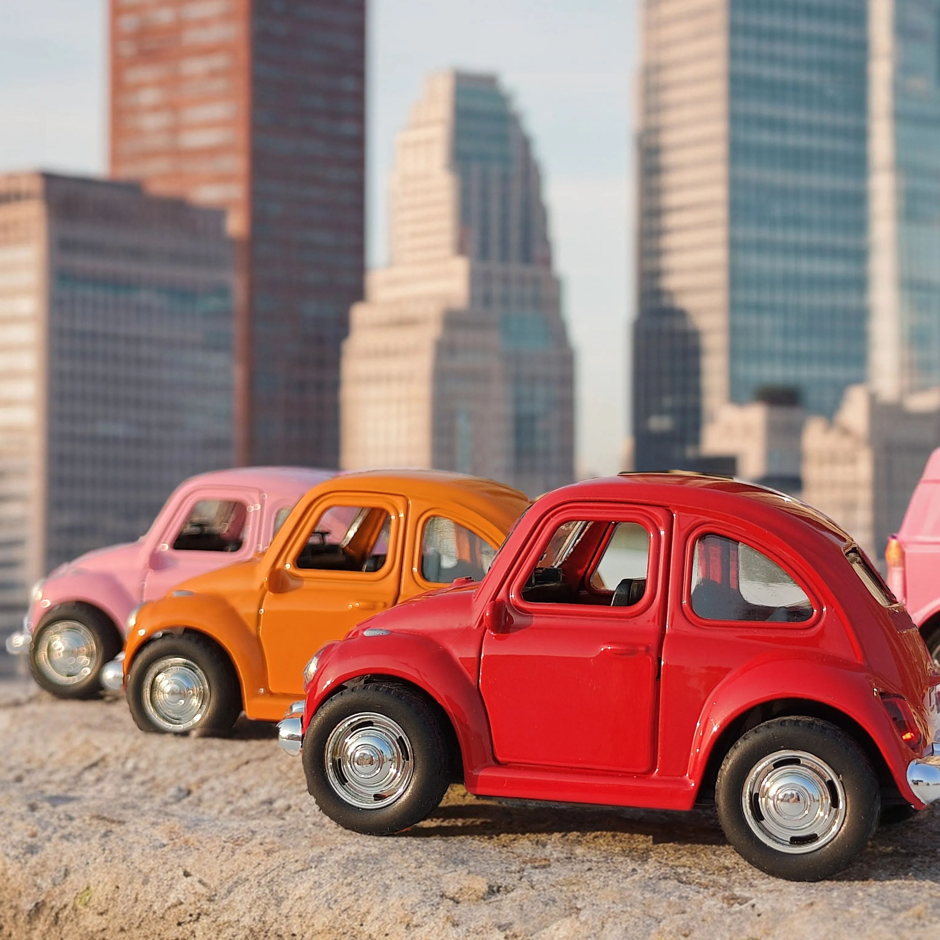 Modello di auto giocattolo in lega per bambini 1:32, modello di auto d'epoca, tirare indietro, porte apribili, da collezione, adatto per la decorazione dell'auto