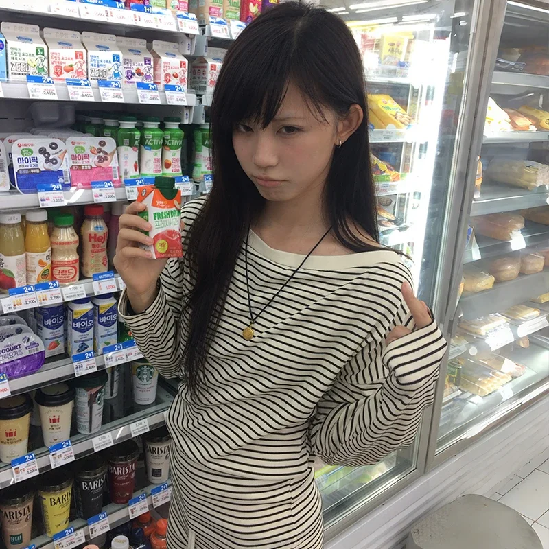 الربيع Y2k الجمالية مخطط الشارع الشهير تيز المرأة Harajuku اليابانية الكرتون لطيف تي شيرت مطبوع Kawaii ثقافة فرعية الجرونج تي شيرت