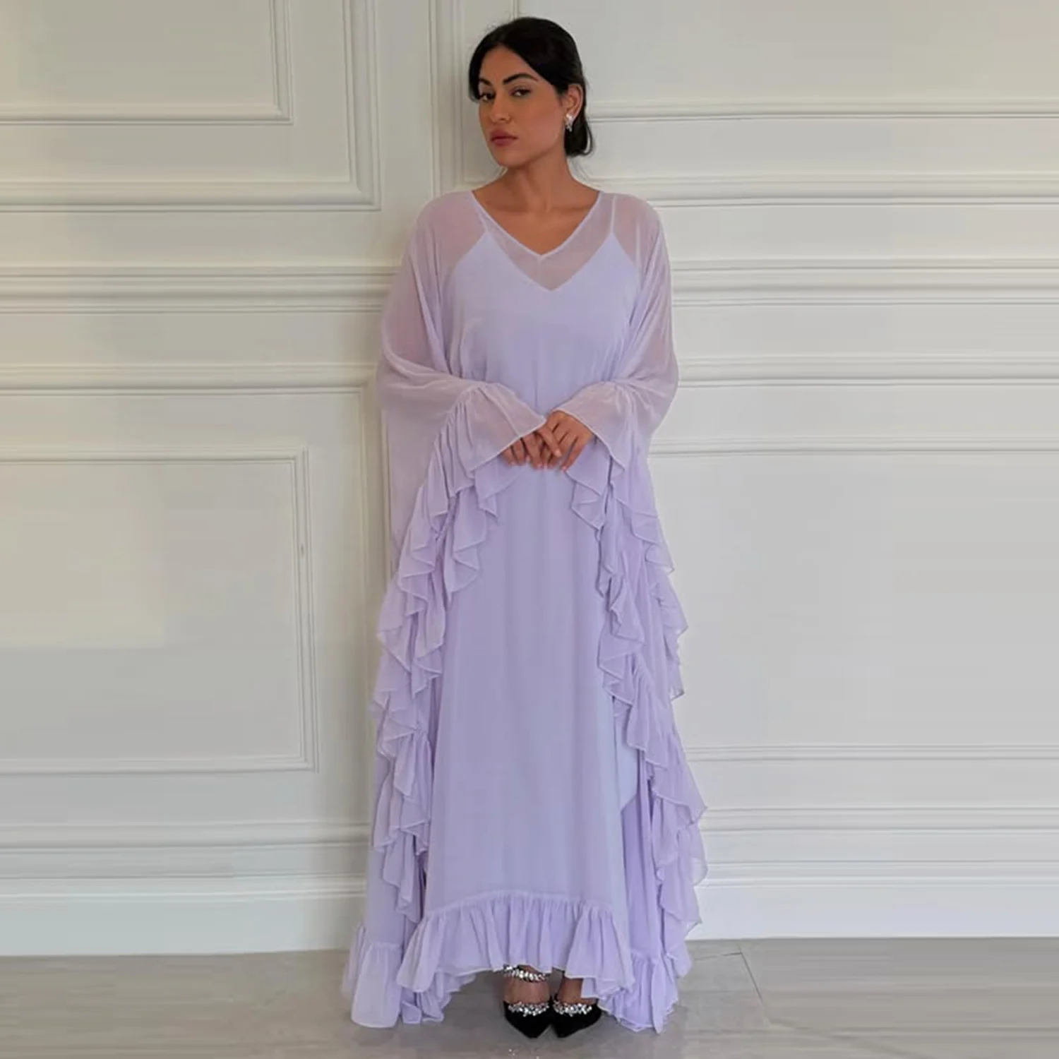 فساتين سهرة شيفون لافندر برقبة على شكل V وأكمام قصيرة مكشكشة على شكل حرف A للحفلات الراقصة بطول الأرض رداء السهرة