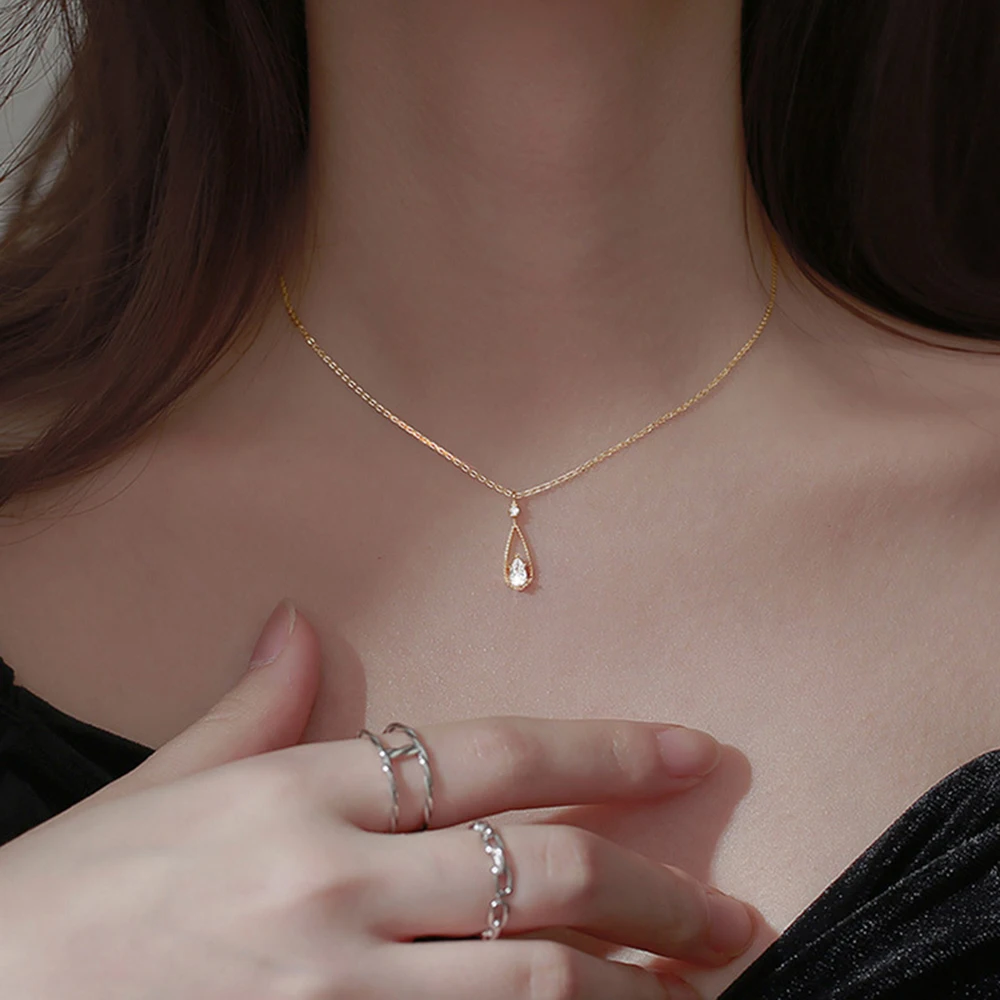 Fashion French Water Drop Zircon Necklaces Shiny Rhinestone Pendant Necklaces Commuter Versatile Collarbone Chains Accessories image 5
