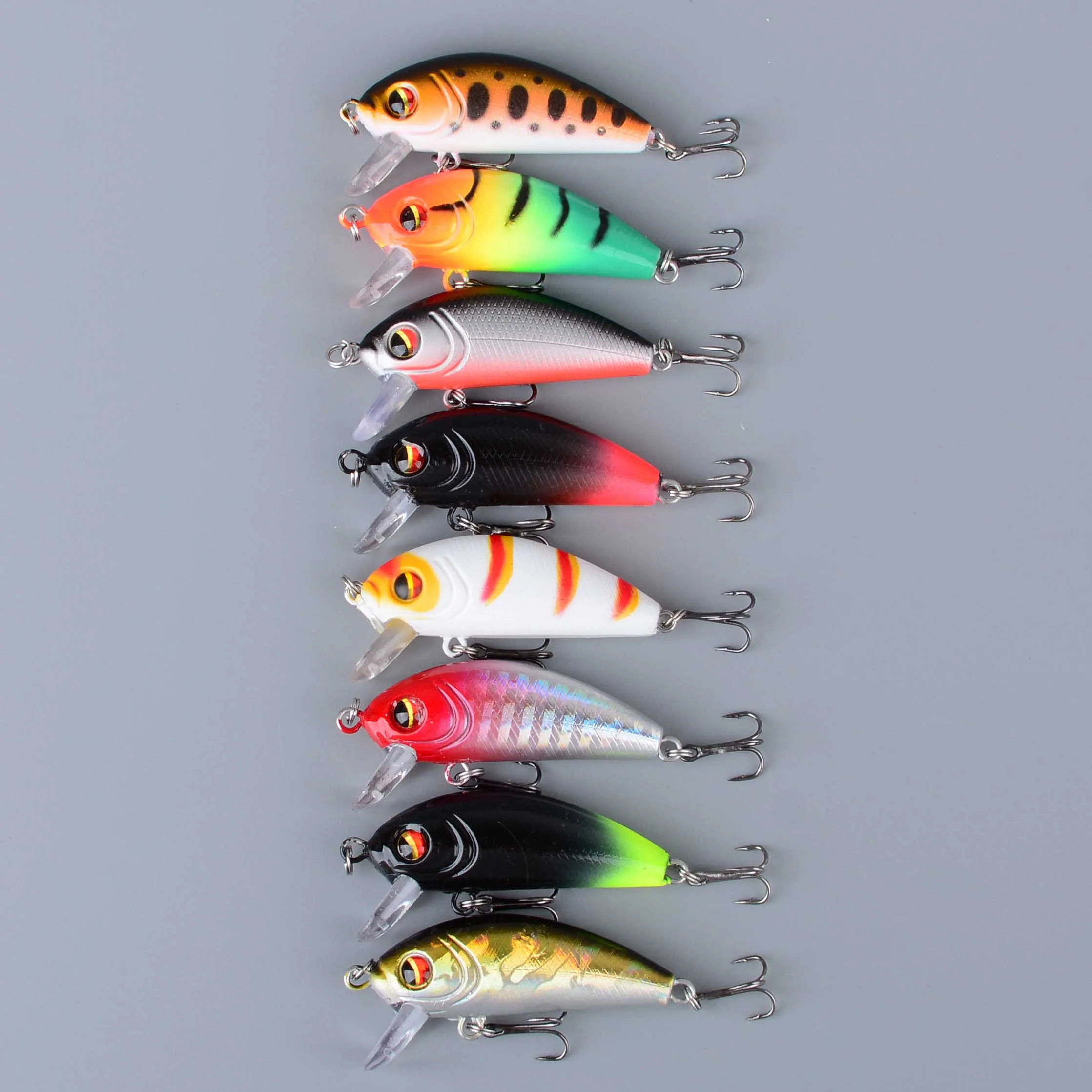 Crankbait hundimiento VIB Minnow con anzuelos triples y ojos 3D - imagen 4