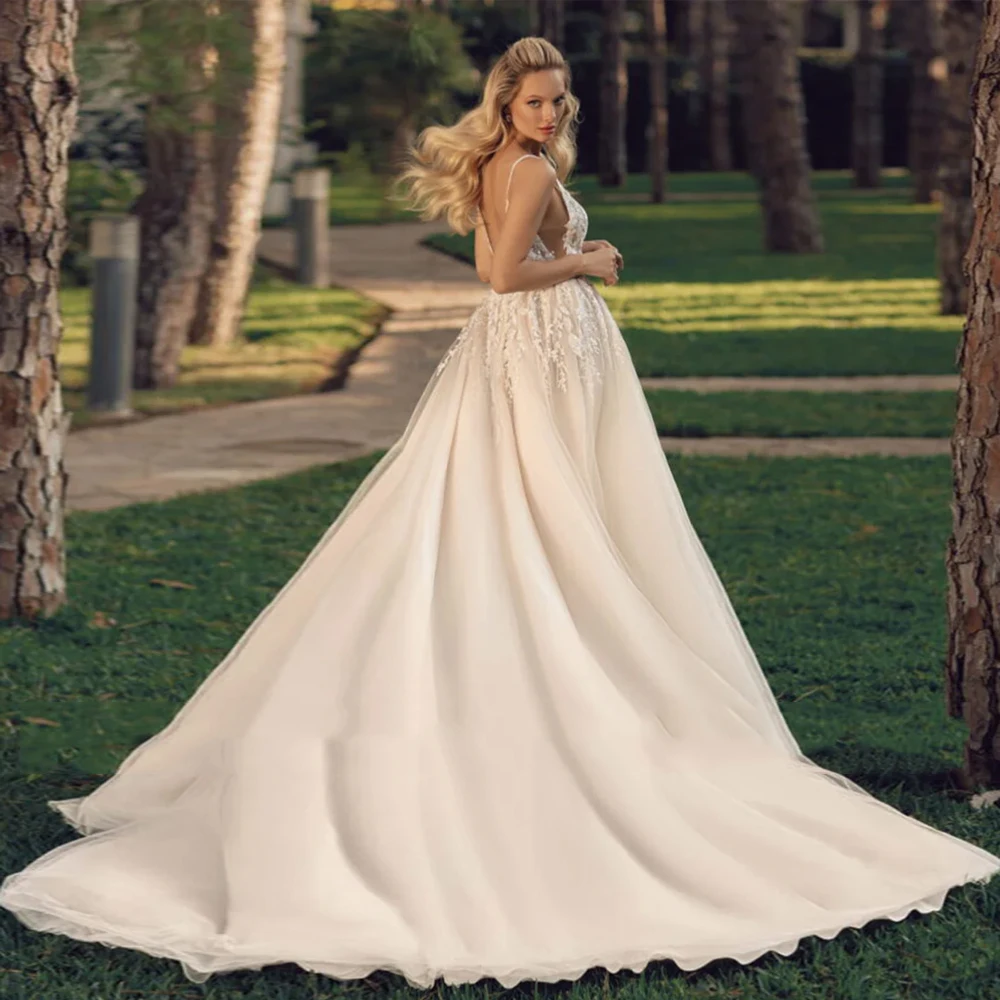 Spaghettibandjes Trouwjurken Mouwloos Ivoor Kant Bruidsjurken Hof Trein Vestido De Novia Prachtige Nieuwe Robe De Zomer