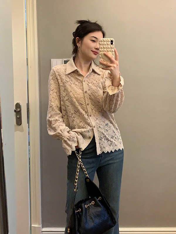 

Spring Edition Apricot Casual Style Loose Fit Long Sleeve Lace Trim Shirt Polyester Fiber Nylon Elastic Fiber Resistant to De...