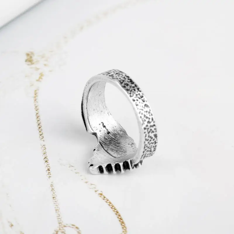 

Wolf Head Men's Ring Faionable Exaggerated Personali Ring Alloy Material European And American Sle Faion Jewelry