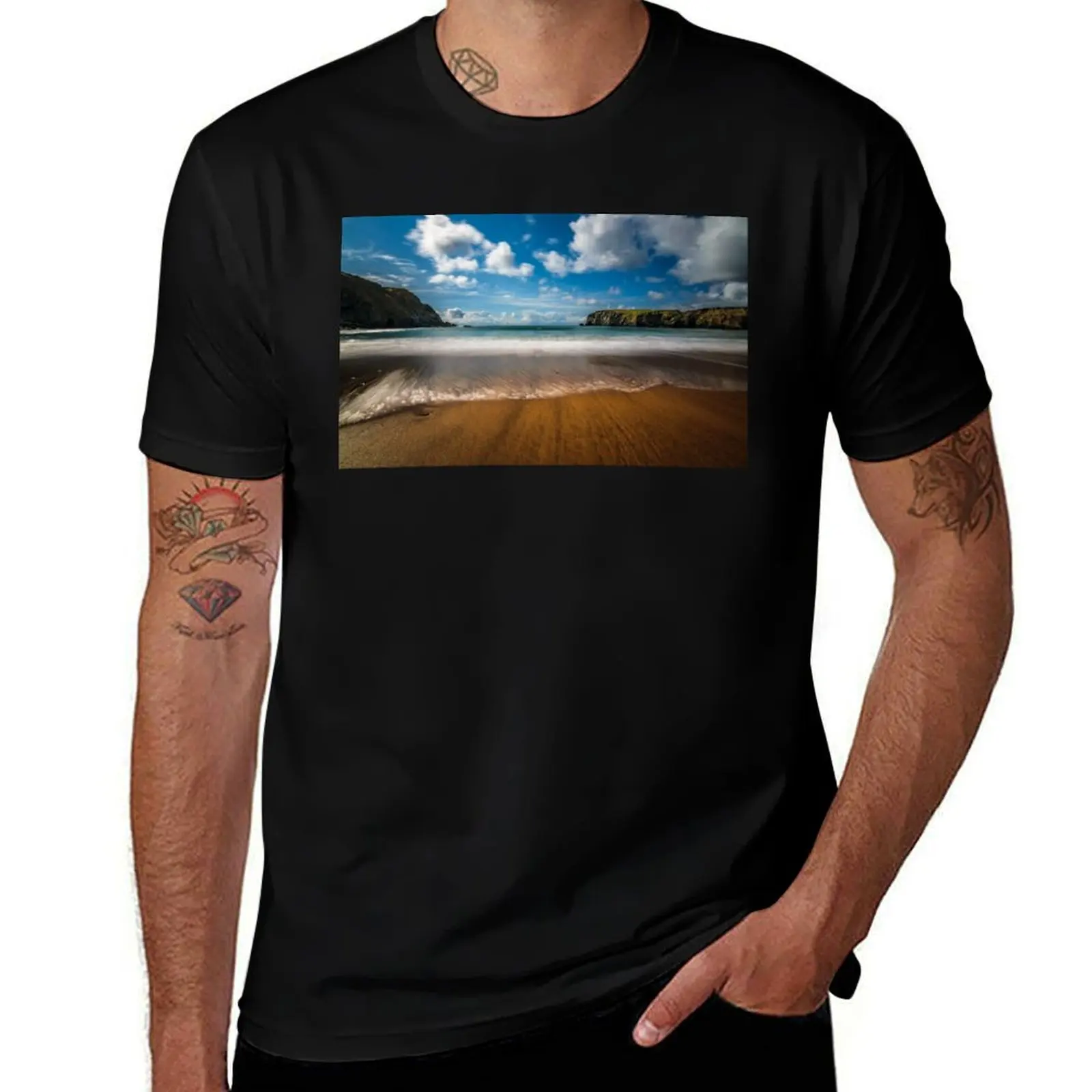 The Silver Strand, a horse-shoe shaped beach situated at Malin Beg, near Glencolmcille, in south-west County Donegal, Ir T-Shirt