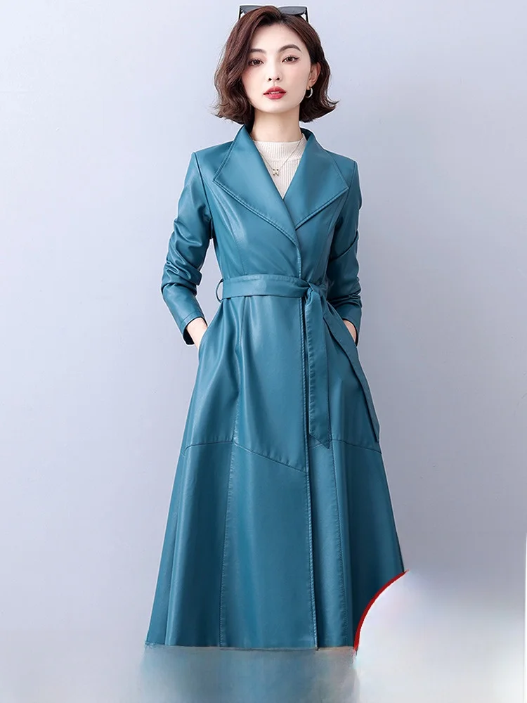 Nouvelle Collection Automne Hiver 2025 – Manteau Long en Cuir pour Femme, Longueur Genou, Ceinturé, Coupe Ajustée, en Peau de Mouton, Coupe-Vent Élégant