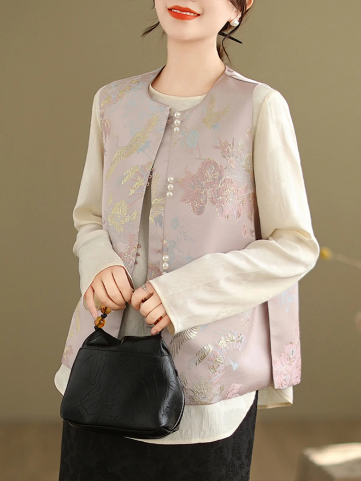 

New Chinese Sle Women's Embroidered Vest Bal Design Sensation Retro Floral Pattern Cut Label Tag Tank Top Svel