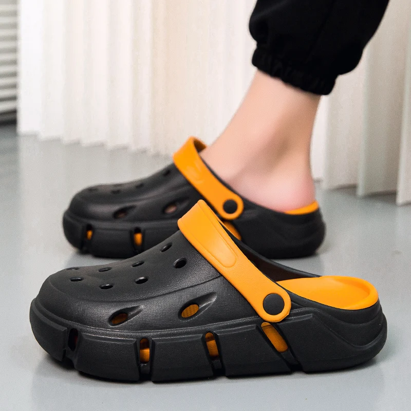2026 Summer New Couple Style Clogs Lightweight Anti-Slip Beach Slippers EVA Soft Bottom Heightening Outdoor Water Hiking Shoes