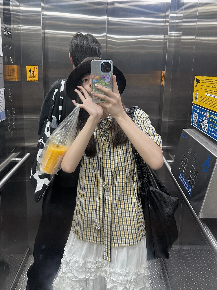 

Женская футболка Insectis с отстегивающимся рукавом, свободного кроя, с цветочным узором, на пуговицах, из смесового хлопка, лето 2025