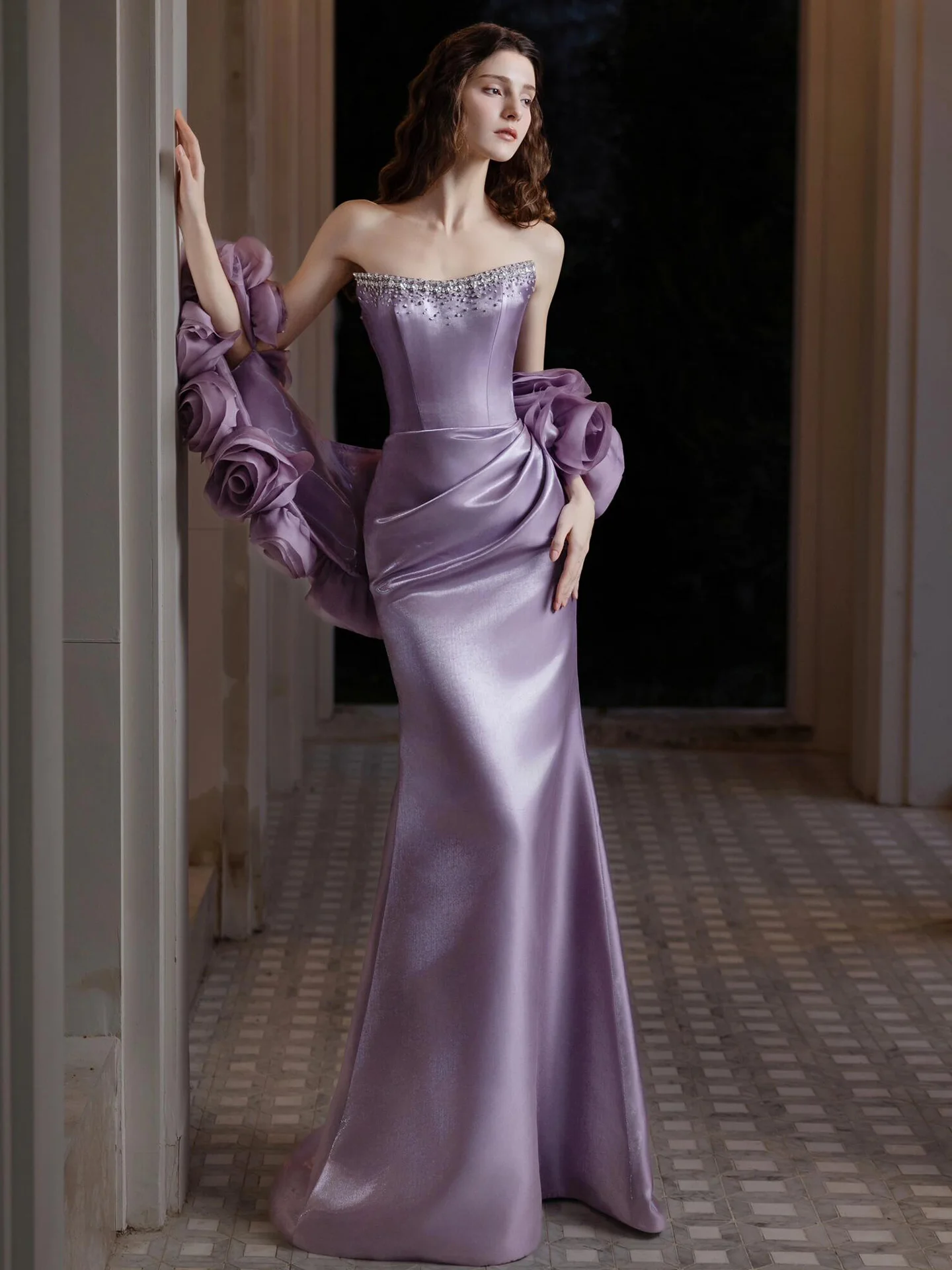 

Фиолетовое атласное вечернее платье для подружек невесты, женское, новинка 2026 года, без бретелек, модное, с завышенной талией, длинная юбка
