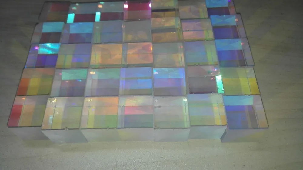 Imagem -04 - Prisma de Vidro Óptico Dicronico Quadrado Conjunto de Combinadores Rgb para Decoração de Casa e Festas 20 Peças