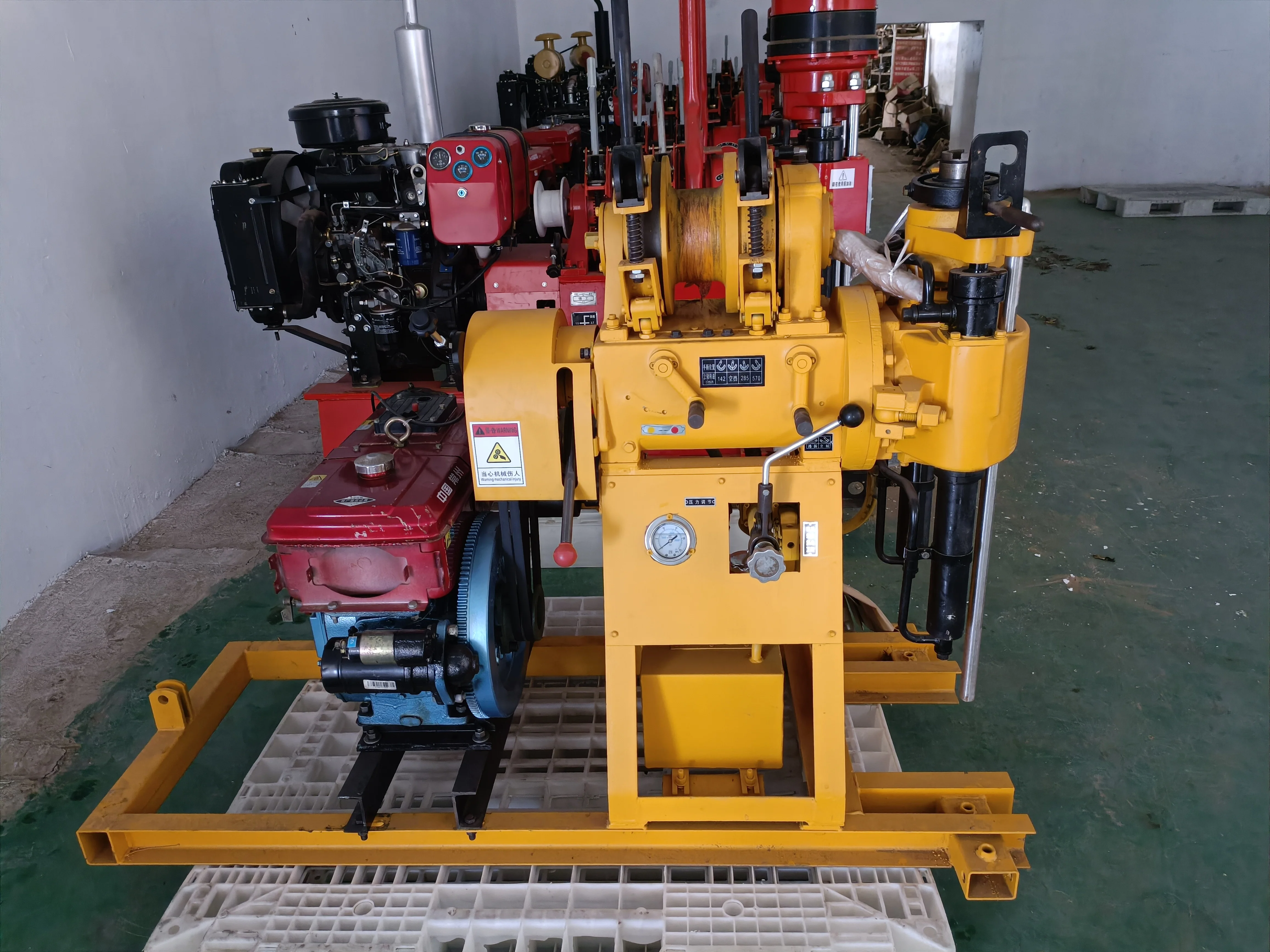 맞춤형 XY 시리즈 암반 코어 드릴 130m 150m 200m 심층 시추 지질 탐사 수중 시추기 (펌프 엔진 모터 기어 포함)